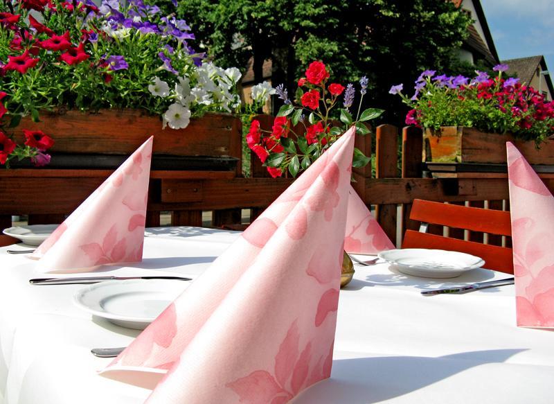 Hotel Restaurant Engel Pfaffenweiler Екстериор снимка