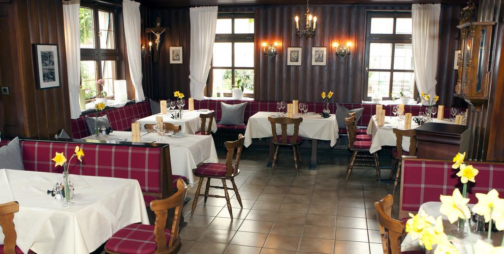 Hotel Restaurant Engel Pfaffenweiler Екстериор снимка
